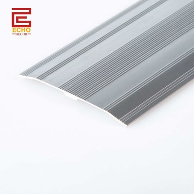 Metal Gümüş Geniş Zemin Geçiş Şeritleri Fayans İçin Kalıplama Kapı Eşik Çubuğu