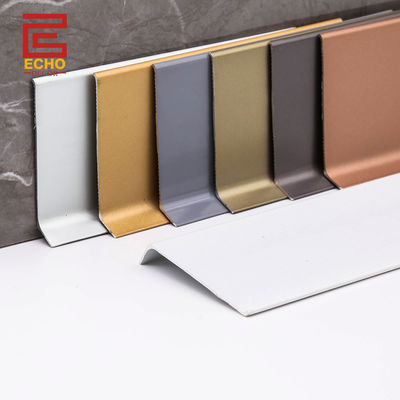 Esnek Skirting Board Profilleri Baseboard Kalıplama Kapakları 4 Inch İç Duvarlar için